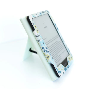 Waterfall Floral Kindle Case