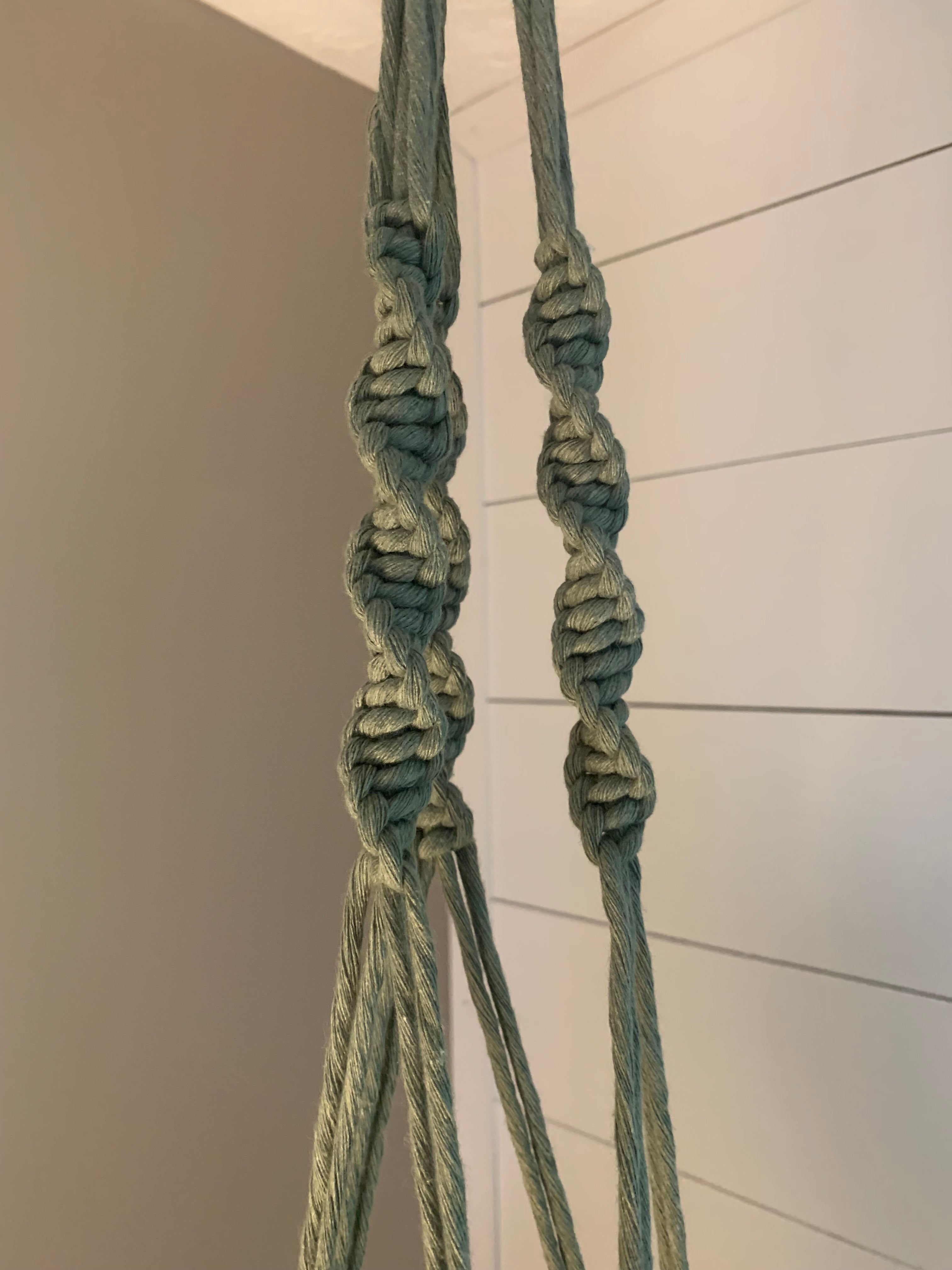 Macrame Plant Hanger (5 Colors)