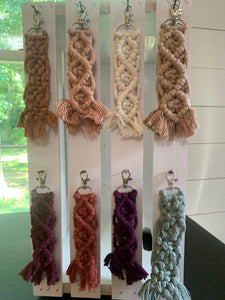 Macrame Keychain (9 Colors)