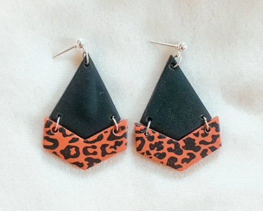 The Deana in Burnt Orange/Leopard